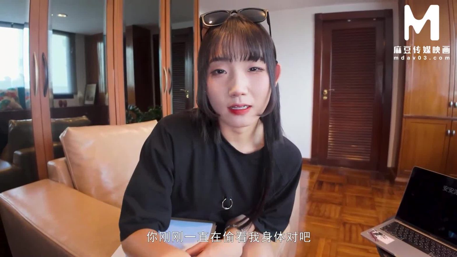 Siêu Mẫu Trung Dáng Chuẩn Cưỡi Ngựa Dập Điên Cuồng Bú Cu Sâu