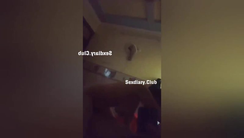 Sang Phòng Địt Chị Máy Bay Cô Đơn Vú To Âm Đạo Bót